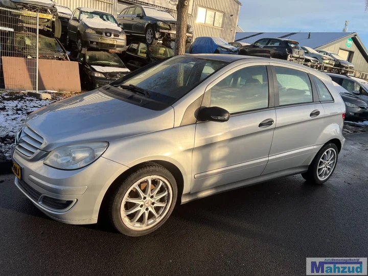 2006-mercedes-b-klasse-w245-b150-zilver-demontage-onderdelen — foto 4