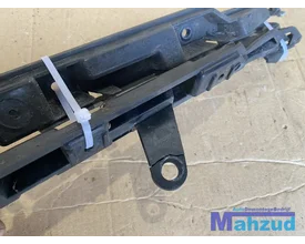 bmw-1-serie-e87-achterbumper-bevestiging-strip — foto 3