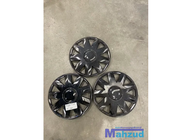 PEUGEOT 107 Wieldoppen wielkappen 14 inch zwart