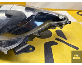 toyota-yaris-koplamp-links-euk06-koplamp-halogeen-h7 — foto 2