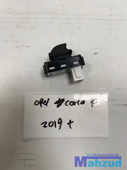 opel-corsa-f-raam-schakelaar-98044803zd-2019 — foto 2