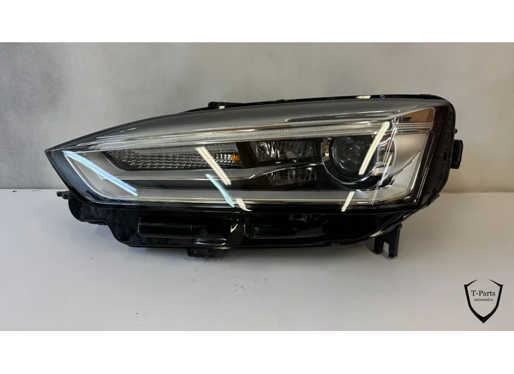 audi A5 koplamp links 8w6941005c lamp