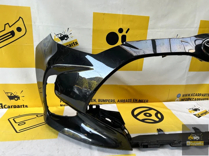 bumper-toyota-yaris-voorbumper-52119k0050-2019heden — foto 2