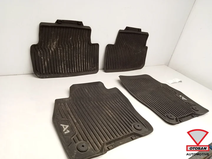audi-a1-82a-mattenset-automatten-set-rubber-origineel — foto 2