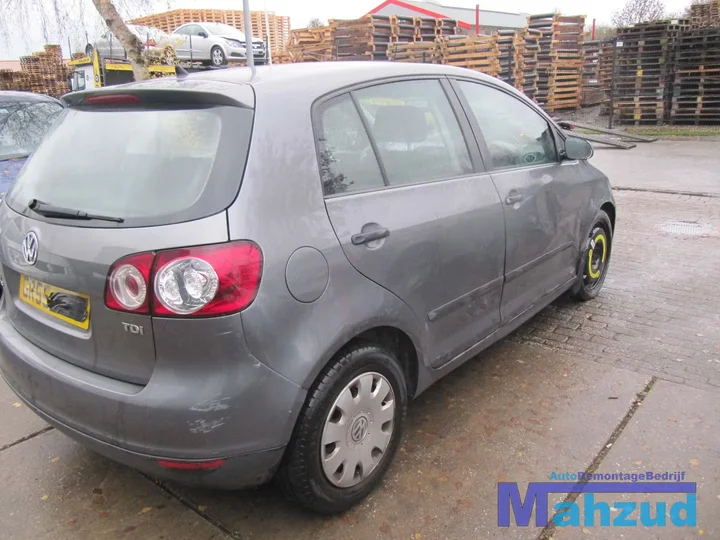 2005-volkswagen-golf-plus-19-tdi-demontage-sloop-140 — foto 5
