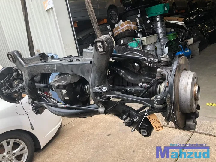 bmw-1-serie-f20-f21-compleet-achteras-subframe — foto 3