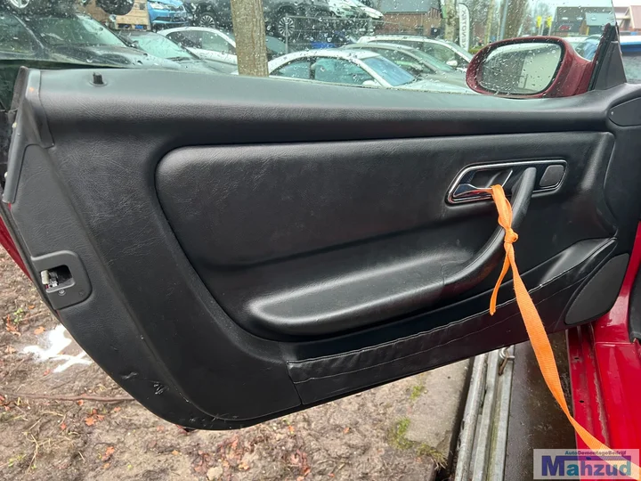 mercedes-slk-r170-rood-h582-demontage-onderdelen-sloop — foto 9