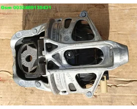 4m0199372fc-a5-motorsteun-a4-motorsteun-q5-q7-q8-a6-a7