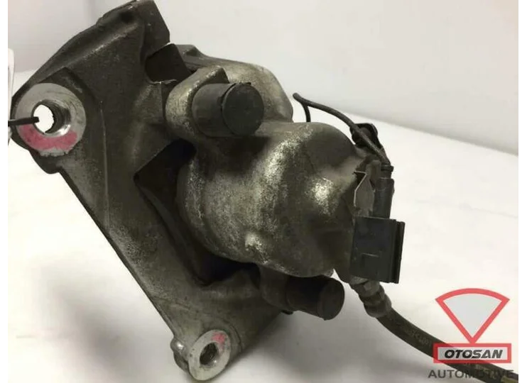 Alfa Romeo Giulietta 2018 Remklauw Links Voor 51956280
