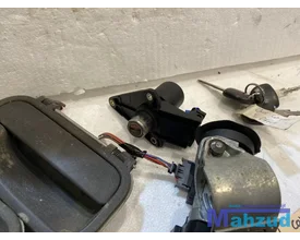 opel-corsa-b-contact-slot-set-met-3-sleutels-19941999 — foto 3