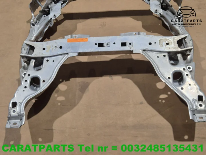 6785639-e93-subframe-e92-e91-voorbrug-e90-e84-vooras-e82-e81 — foto 6