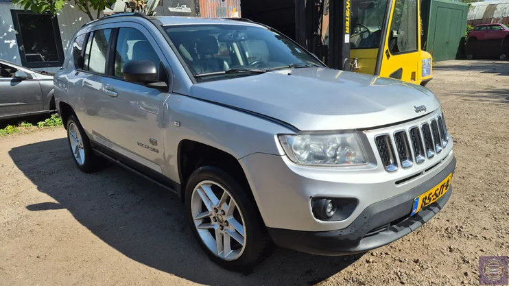 onderdelen-of-kompleet-jeep-compass-24-lpg-motor-defect — foto 8