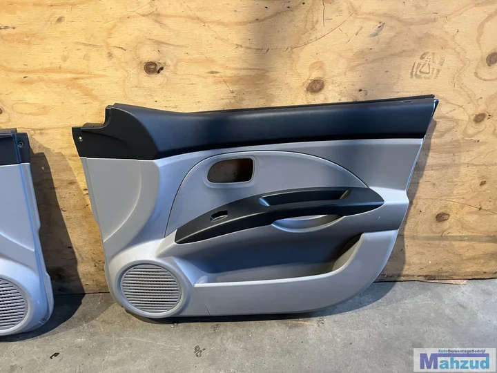 kia-picanto-1-zwart-oranje-interieur-stoel-bank-20042010 — foto 15