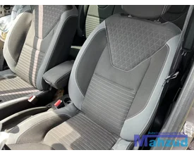 2016-renault-clio-4-onderdelen-grijs-tekng-demontage — foto 23