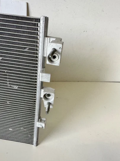 ford-focus-mk4-airco-radiateur-condensor-jx6119710ac — foto 3