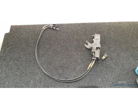 dakhaak-achterklep-peugeot-206-cc-cabriolet-kofferbak-sluiting-links-2000-2006
