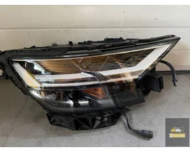 4m8941034b-audi-q8-4m8-volledig-ledlampen-rechts-usa