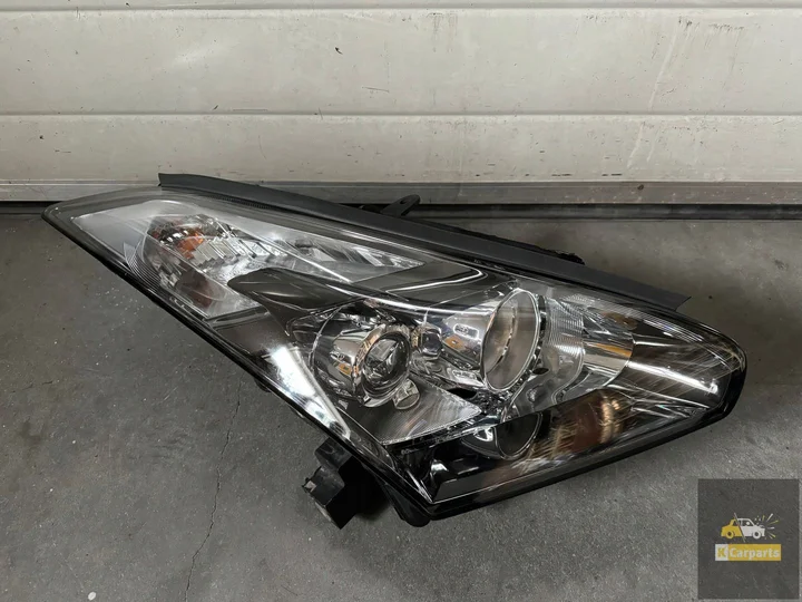 10063954-nissan-gtr-xenon-set-lampen — foto 2