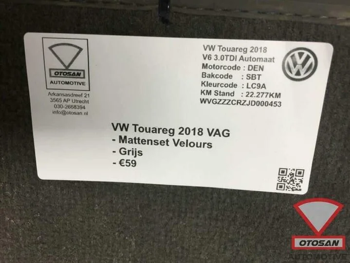 vw-touareg-2018-mattenset-matten-set-velours-grijs — foto 2