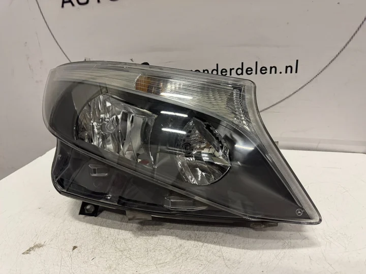 mercedes-w447-vito-halogeen-koplamp-rechts-a4478200161 — foto 2