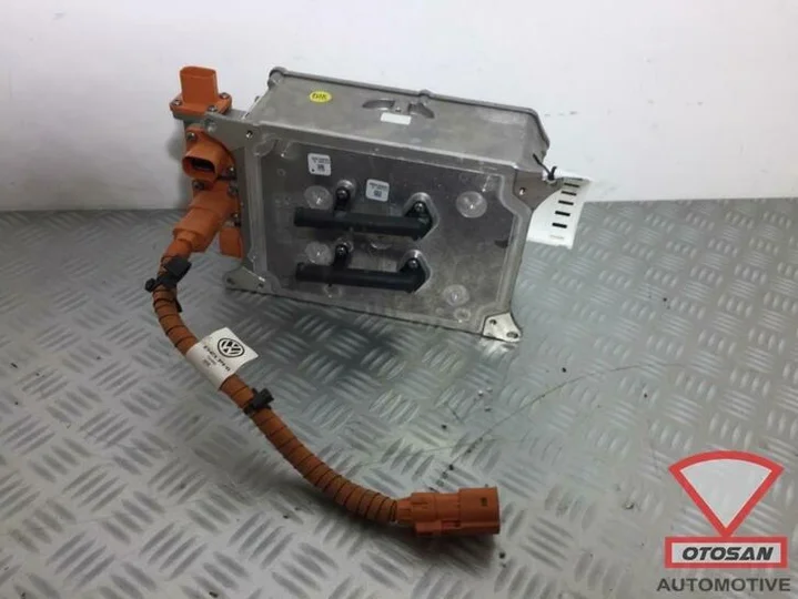 vw-golf-7-passat-gte-a3-e-tron-lader-hoogvolt-accu-5qe915682