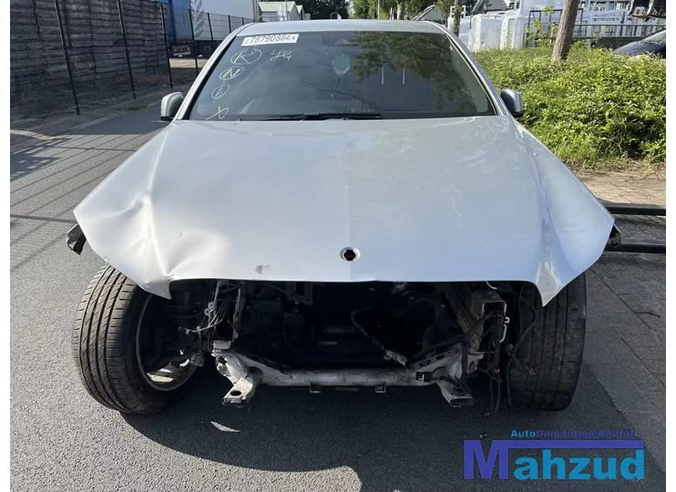 2015 MERCEDES E KLASSE W212 Zilver 775 Onderdelen