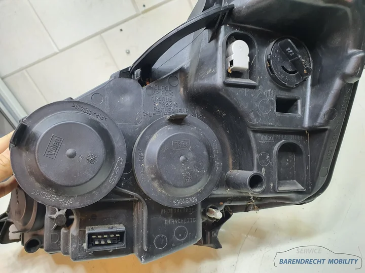 peugeot-expert-tepee-citroen-jumpy-g9-koplamp-89902604-rechts-passagierskant-origineel-nette-staat-gebruikt-2007-2008-2009-2010-2011-2012-2014-2015-2016-barendrecht-mobility-service — foto 15