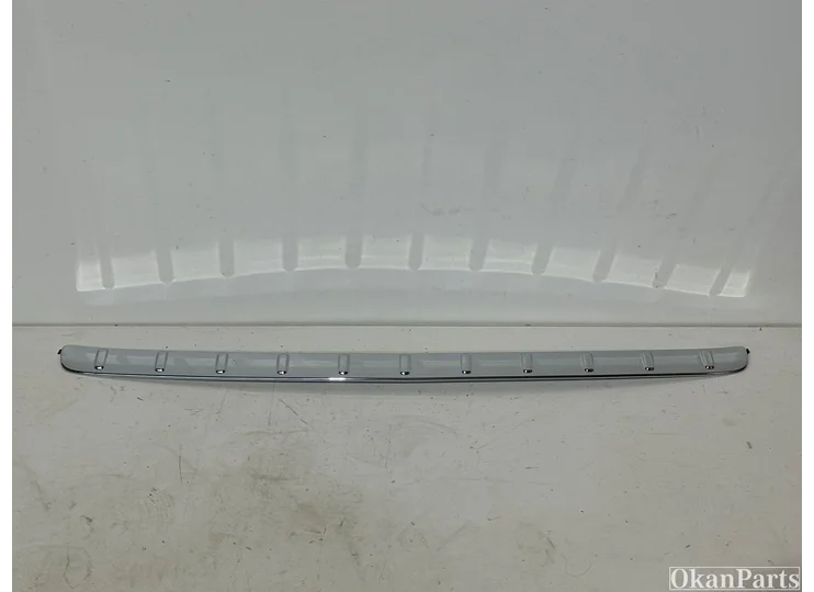Mercedes-Benz GLA H247 achter bumperplaat Chrome A2477251601