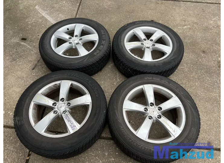 HYUNDAI KIA MAZDA CX5 CX-5 Velgen winter set 5x114.3 67.1 17 inch