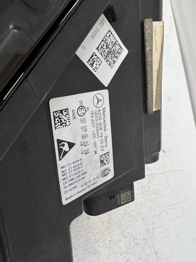 c-klasse-w205-facelift-high-led-koplamp-links-a2059067905kz — foto 6