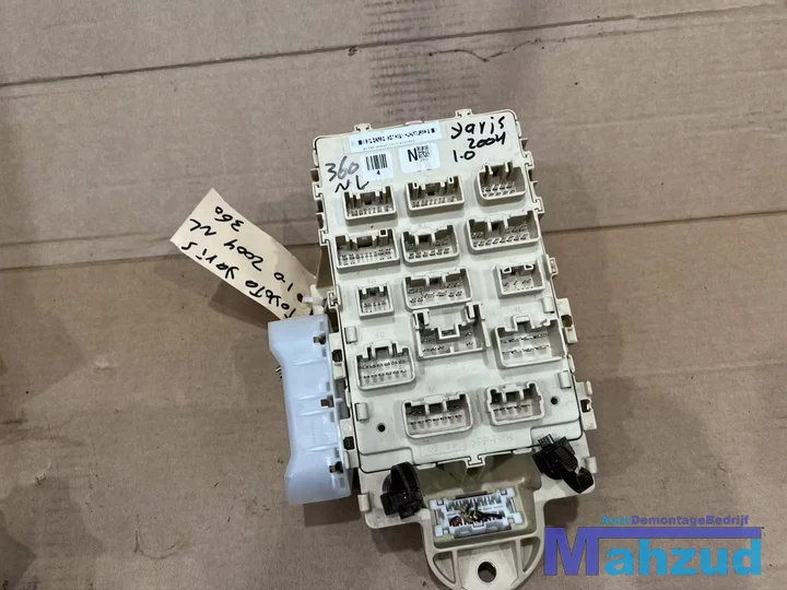 toyota-yaris-p1-10-contactslot-set-19992005 — foto 6