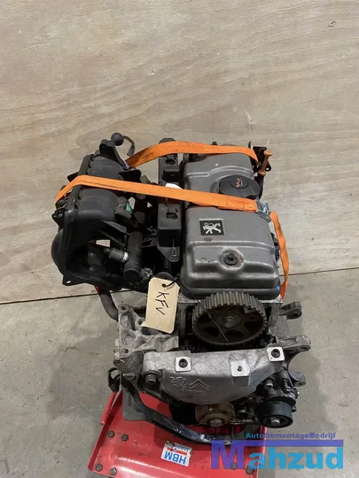 peugeot-207-14-kfv-motorblok-motor-kaal-koppakking-lek — foto 2