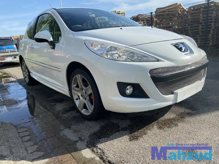 2010-peugeot-207-sport-16-16v-ep6-wit-ewp-onderdelen-17-inch — foto 10