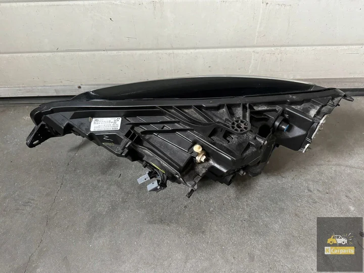 volvo-s60-v60-iii-volledig-led-midden-19voorlamp-rechts — foto 3