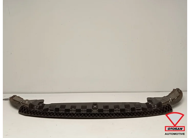 Audi a3 8V Plaque inférieure Pare-chocs avant 8V0807233