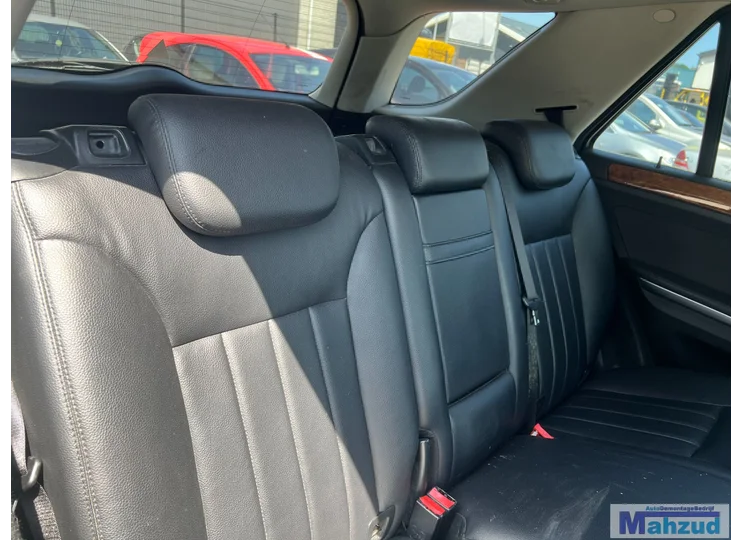 MERCEDES ML W164 Sitzbank mit elektrischer Verstellung und schwarzer Lederausstattung