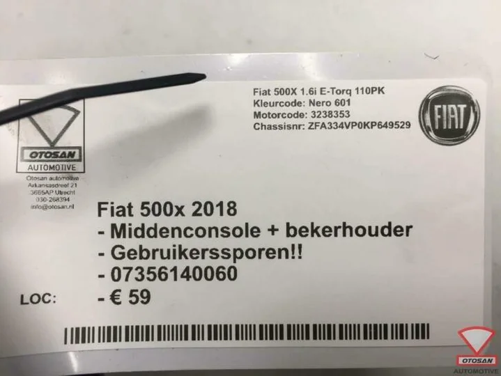 fiat-500x-2018-middenconsole-+-bekerhouder-07356140060 — foto 4