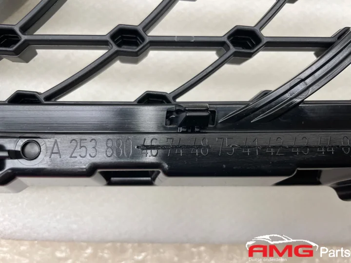 mercedes-43-amg-voorbumper-grill-amg-grill-diamond-w253-glc — foto 2