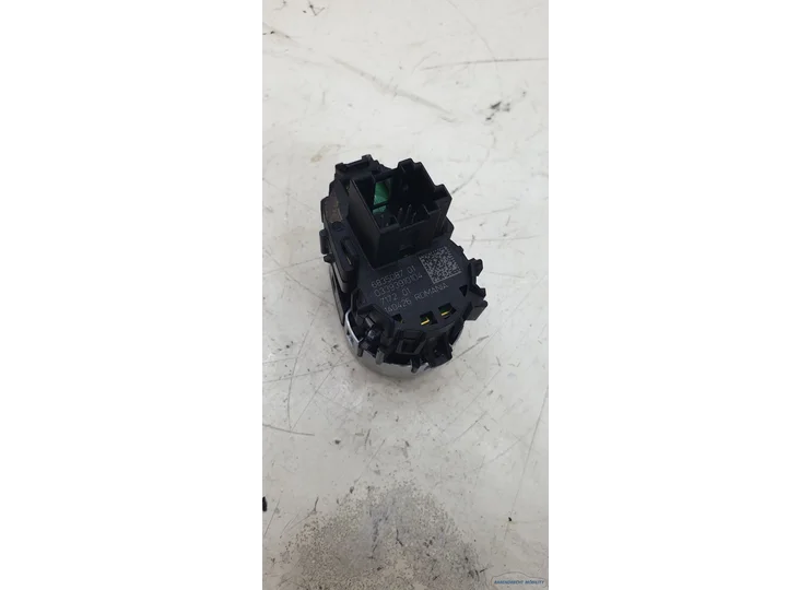 1_671cda97e3c6aabc4391bdcf.jpeg