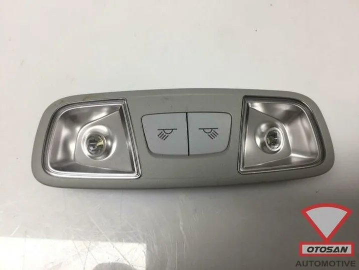 audi-q2-2018-binnenverlichting-led-hemel-8v0947111b
