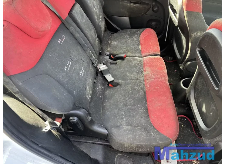 fiat-500l-13-multijet-wit-268a-onderdelen-interieur-velgen