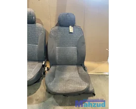 citroen-xsara-coupe-voorstoelen-bestuurdersstoel-bijrijders — foto 2