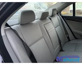 mercedes-c-klasse-w204-grijs-leer-interieur-2007-2011