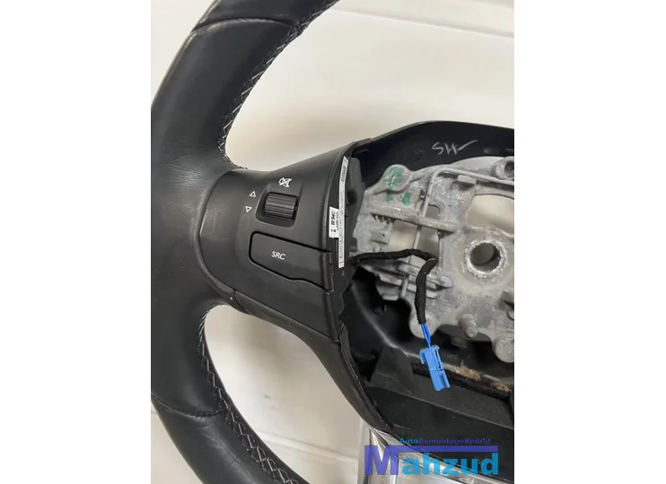 peugeot-208-stuurwiel-stuur-leder-20122019