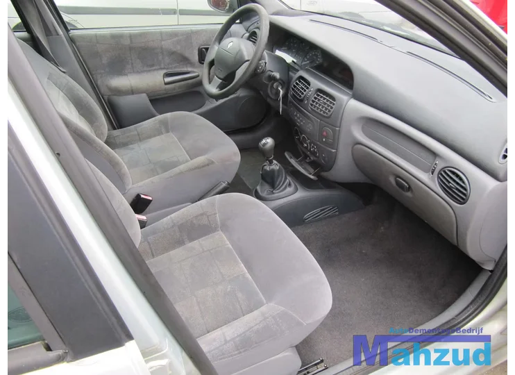 renault-megane-station-compleet-interieur-stof