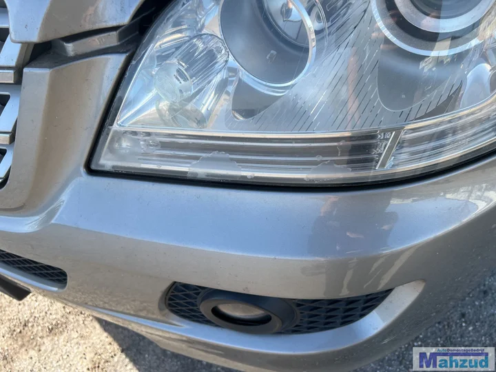 mercedes-ml-2-w164-links-koplamp-xenon-20052011 — foto 3