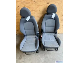 mitsubishi-colt-6-interieur-5deurs-stoel-bank-2003-2009