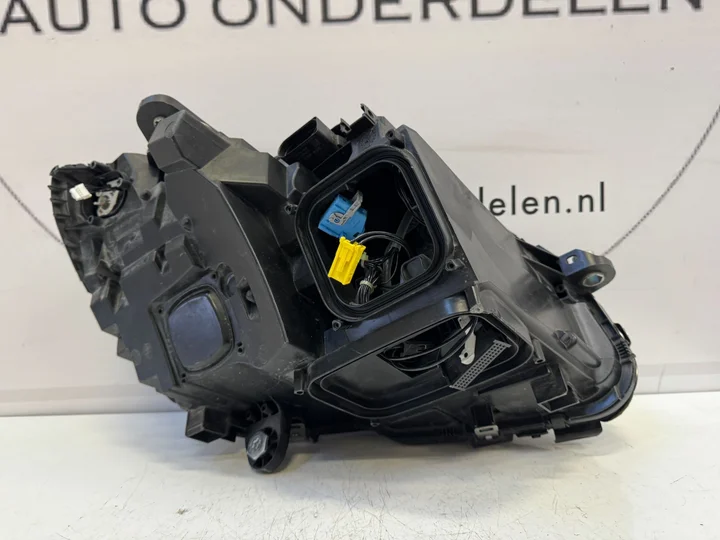 mercedes-c-klasse-w205-ils-koplampen-a2059068701-a2059063204 — foto 5