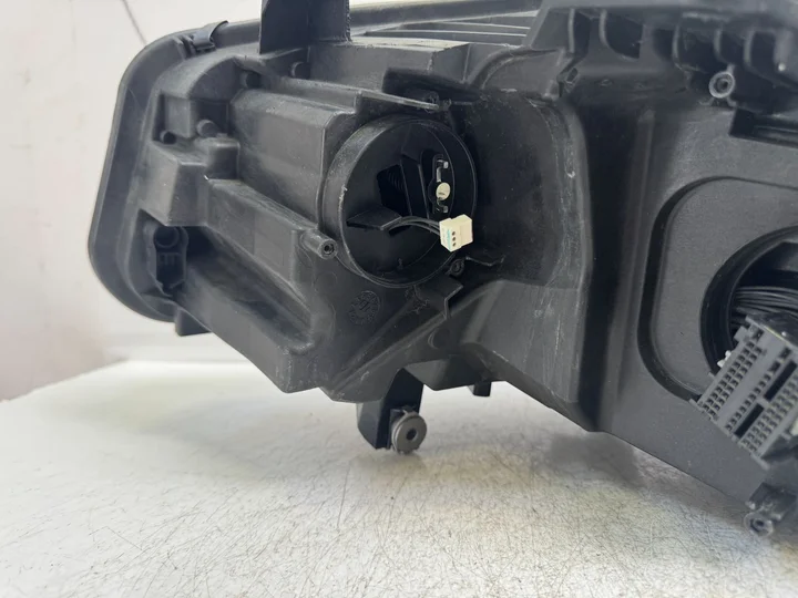 bmw-2-serie-tourer-f45-f46-adaptive-led-koplamp-r-8738642 — foto 8