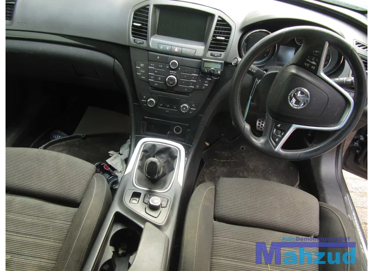 opel-insignia-a-compleet-interieur-stof-zwart-station